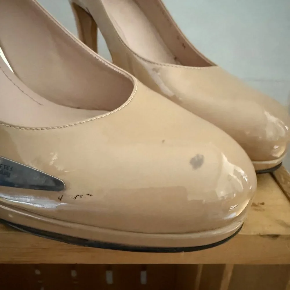 Stuart Weitzman Size 9M Nude Beige Patent Leather Round Toe Stiletto Heel Pumps - Picture 14 of 16